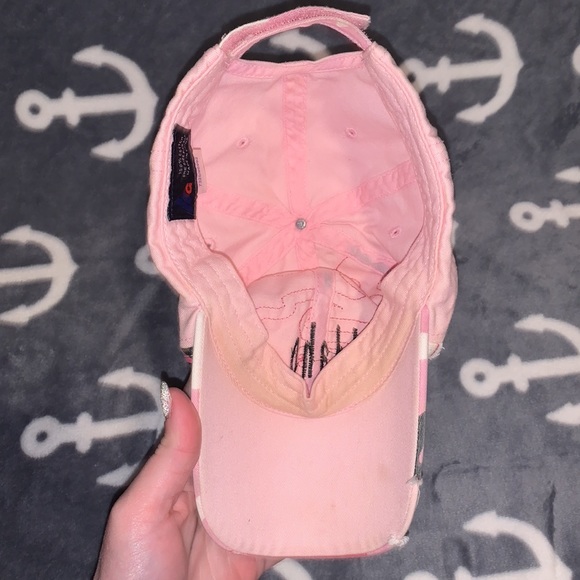 Woman’s Idaho pink embroidered camo print baseball hat - Picture 5 of 7